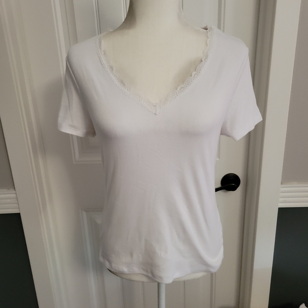 Short sleeve top